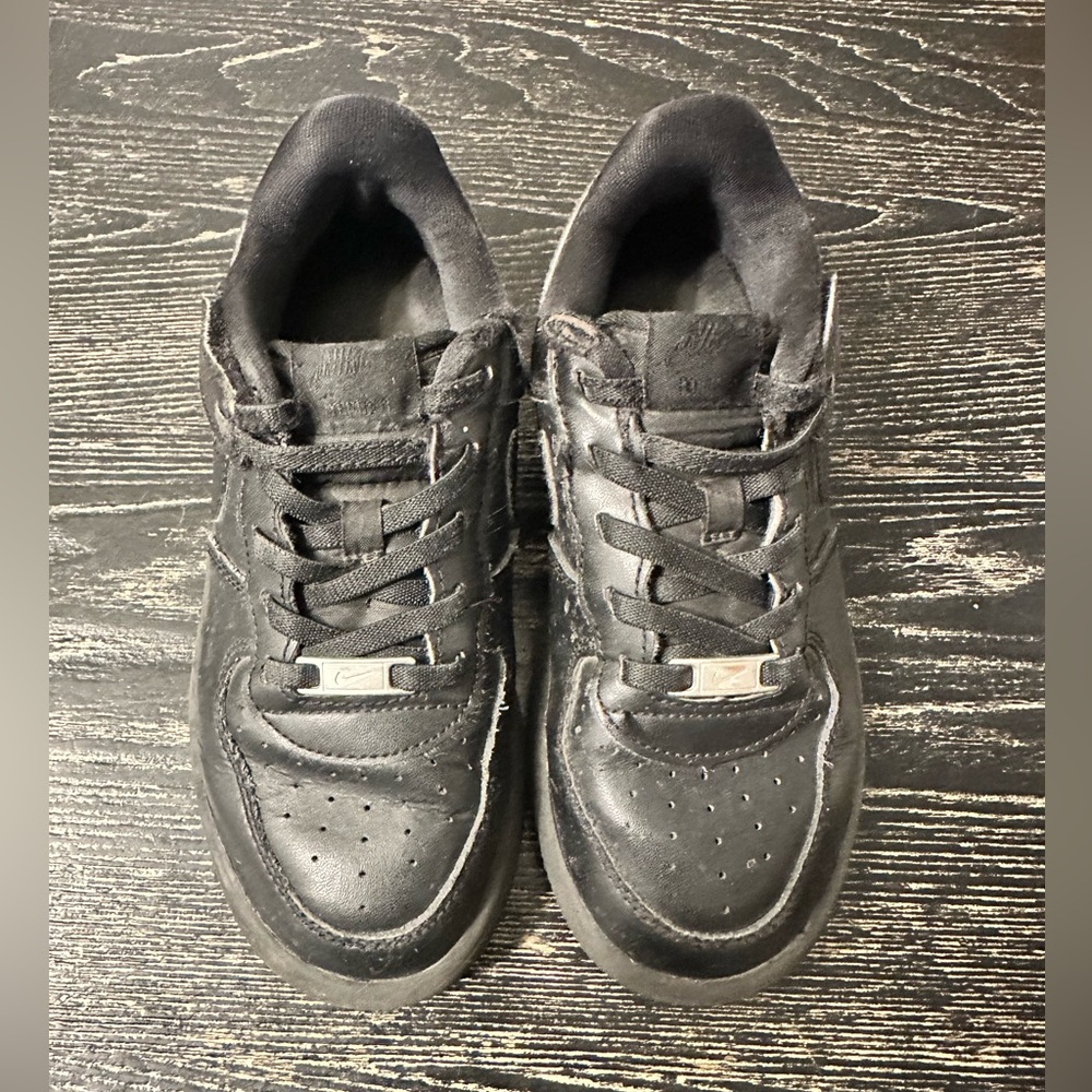 Nike Kids Black Sneakers